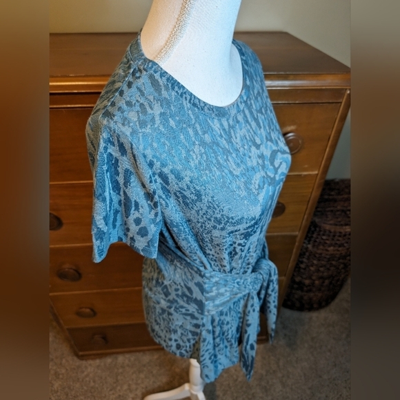 Simply Vera VERA WANG Belted Turquoise Top Blouse SZ M - Picture 7 of 10